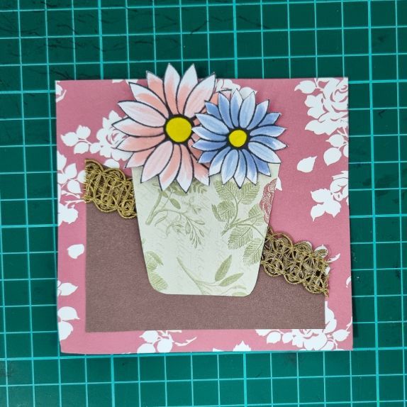 6 Wedding Scrapbook Embellishments You Can Do Yourself At No Cost!